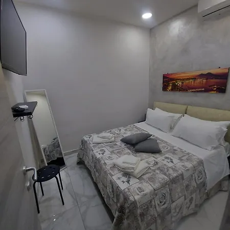 Syria House * Napels